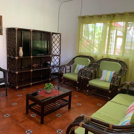 Casa Veronica A 2 Kilometros Del Irtra レタルレウ エクステリア 写真