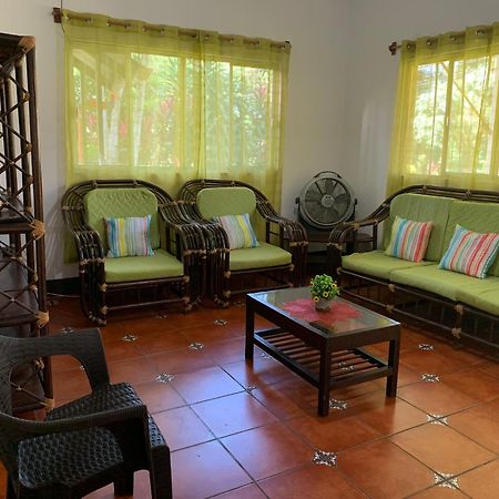 Casa Veronica A 2 Kilometros Del Irtra レタルレウ エクステリア 写真